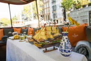 Amsterdam: Klassisk bådtur med ost og vin som tilvalg