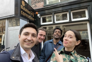 Amsterdam: Coffeeshop Culture Outdoor Escape Game