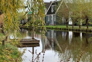 Amsterdam: Countryside Bike Tour and Zaanse Schans Windmills