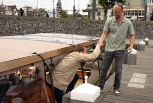 Amsterdão: cruzeiro aquecido e coberto pelos canais com bitterballen