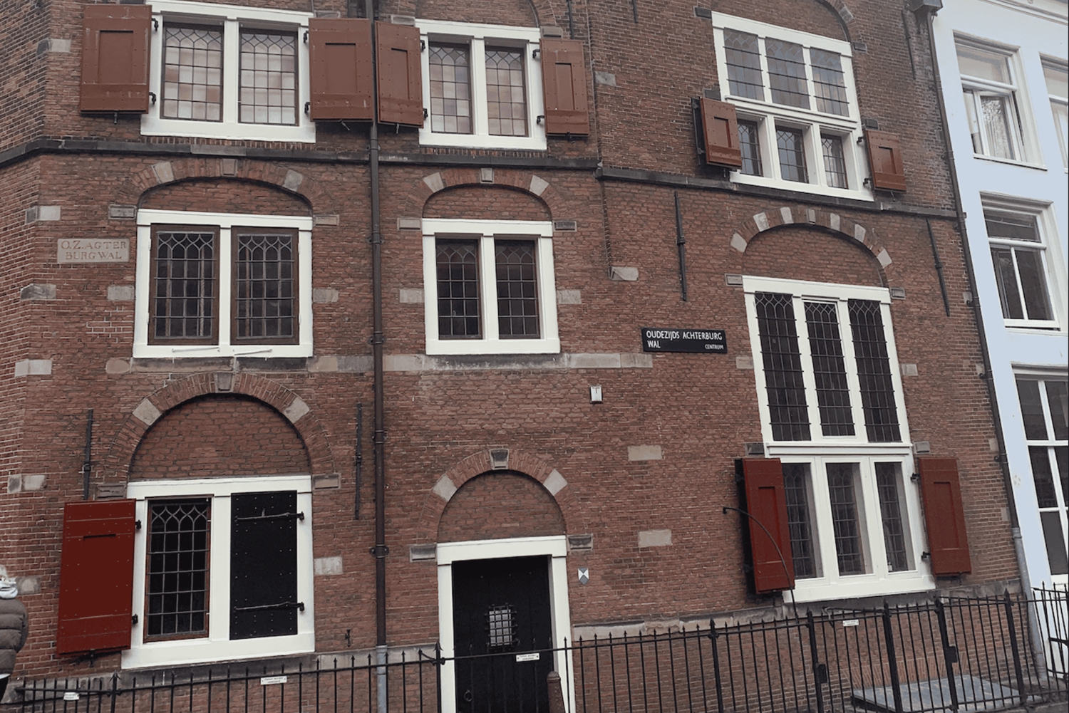 Amsterdam : visite à pied sur le thème de l'histoire sombre et des fantômes