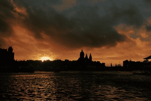 Amsterdam : visite à pied sur le thème de l'histoire sombre et des fantômes