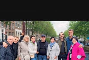 Amsterdam: Day City tour with local Guide in German