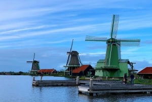 Amsterdam: Giethoorn, Afsluitdijk and Zaanse Schans Day Trip