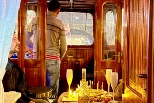 Tour in barca sui canali di Amsterdam con guida dal vivo