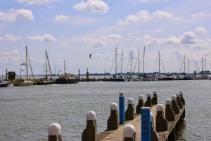 Ámsterdam: descubre Volendam, un encantador pueblo holandés antiguo.