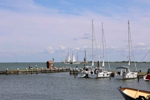 Ámsterdam: descubre Volendam, un encantador pueblo holandés antiguo.