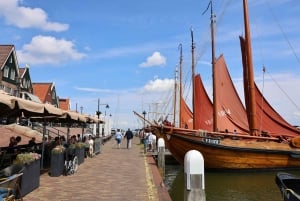 Ámsterdam: descubre Volendam, un encantador pueblo holandés antiguo.