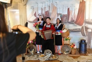 Ámsterdam: descubre Volendam, un encantador pueblo holandés antiguo.