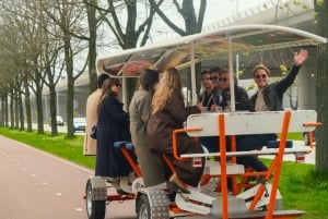 Amsterdam: Dutch Beer Bike Blast Tour with Onboard Bar