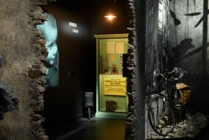 Amsterdam: Bilet wstępu do Holenderskiego Muzeum Ruchu Oporu II Wojny Światowej