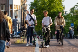 Amsterdam: tour in e-scooter Tour dei canali dorati (2 ore)
