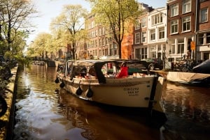 Amsterdam : Croisière sur les canaux en soirée avec bar (ouvert) à bord