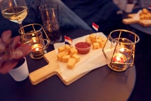 Amsterdam: Evening Candle Light Cruise With Wine & Cheese