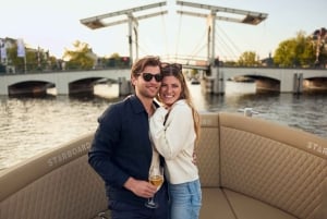 Amsterdam: Evening Candle Light Cruise With Wine & Cheese