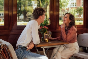 Amsterdam : croisière aux lumières du soir avec cocktail et gaufre