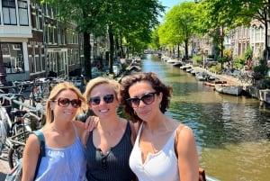 Amsterdam: Food and Culture Walking Tour with Tastings