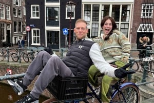 Amsterdam: Food and Culture Walking Tour with Tastings