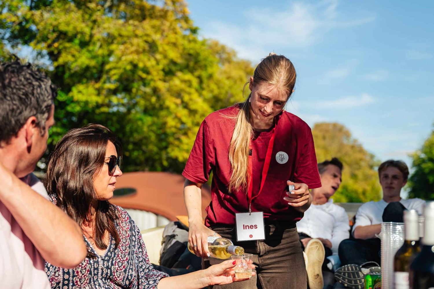 Амстердам: Круиз по Немецкому каналу с опцией неограниченных напитков