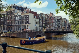 Amsterdam: German Guided Canal Cruise with on Board Bar