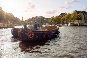 Amsterdam: German Guided Canal Cruise with on Board Bar