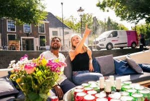 Amsterdam: Crociera sul canale con guida in tedesco e bar a bordo