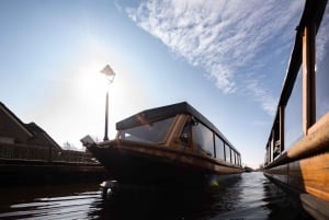 Amsterdam: Giethoorn and Zaanse Schans Windmills Day Tour