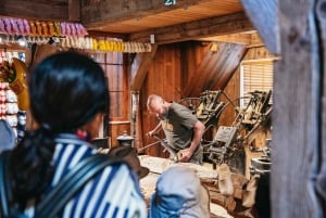 Amsterdam: Giethoorn, Volendam, and Zaanse Schans Tour