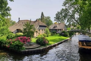 Amsterdam: Giethoorn, Zaandam & Zaanse Schans Tour w/ Pickup