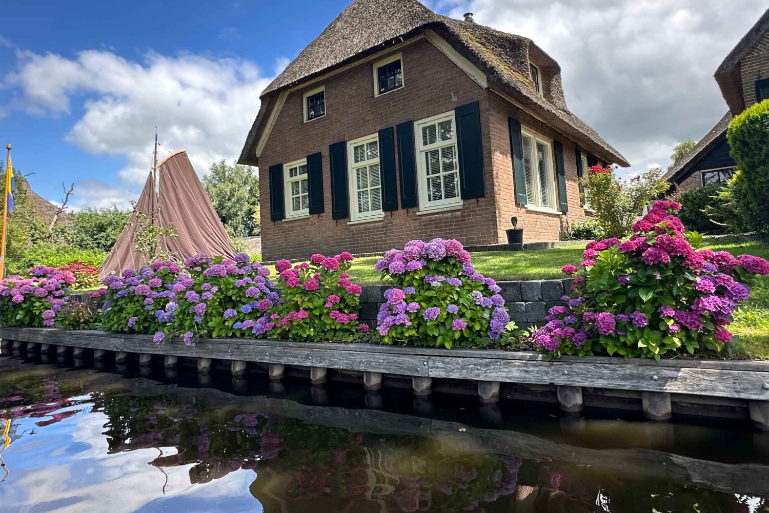 Amsterdam: Giethoorn & Zaanse Schans -päiväkierros pienelle ryhmälle