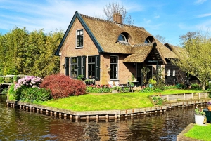 Amsterdam: Giethoorn & Zaanse Schans dagsudflugt i lille gruppe