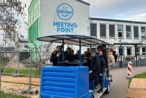 Amsterdam: Guided Beer or Prosecco Bike Tour