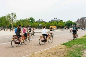 Wycieczka rowerowa z przewodnikiem po centrum Amsterdamu