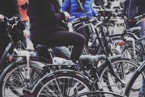 Amsterdam: Guided City Bike Tour in French