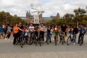 Amsterdam: Guided City Bike Tour in French