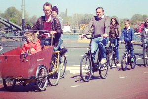 Amsterdam: Tour guiado de la ciudad en bicicleta en francés