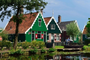 From Amsterdam: Keukenhof & Windmill Village Guided Tour