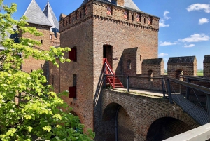 Amsterdam: Guided Muiderslot Castle Tour