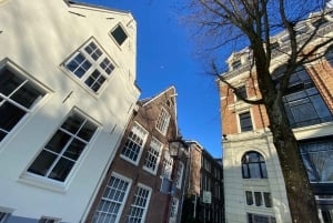 Amsterdam: Guided Off-The-Beaten-Track Walking Tour