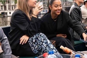 Amsterdam: Guidet bådtur med ubegrænset drikkevarer