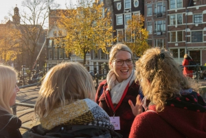Amsterdam: Guided Redlight District and City Walking Tour