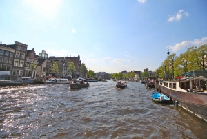 Amsterdam: Happy Healthy Canal Cruise