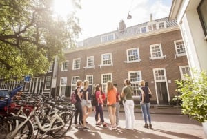 Amsterdam: Hidden Gems & Highlights Guided Bike Tour