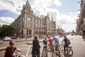 Amsterdam: Hidden Gems & Highlights Guided Bike Tour