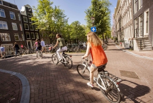 Amsterdam: Hidden Gems & Highlights Guidad cykeltur