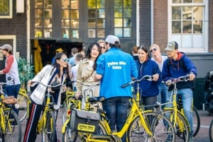 Amsterdam: Highlights and Hidden Gems Bike Tour