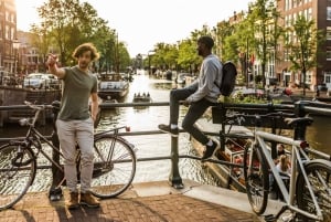 Amsterdam: Highlights & Hidden Gems Private Walking Tour