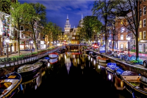 Amsterdam: Highlights Self-Guided Scavenger Hunt & City Tour