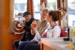Ámsterdam: Crucero en barco histórico con barra libre y aperitivos