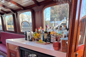 Ámsterdam: Crucero en barco histórico con barra libre y aperitivos